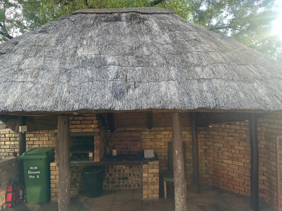 2 Bedroom Property for Sale in Safari Gardens North West